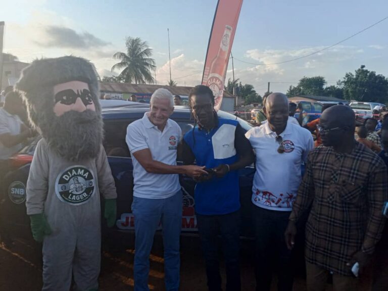 Jeu Capsule Consommateur : L’heureux gagnant du super gros lot en possession du véhicule de marque BAIC