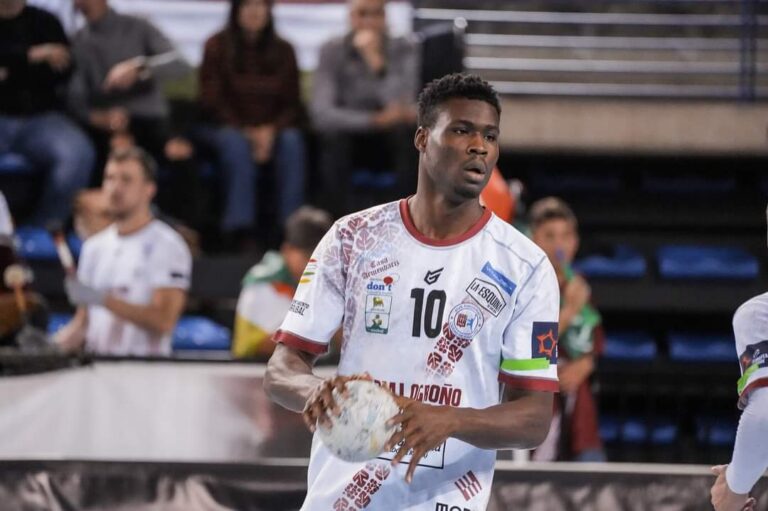 Entretien exclusif : Des rues de Lomé aux terrains de l’ASobal en Espagne, Abdoula Modi nous raconte son incroyable parcours de handballeur professionnel