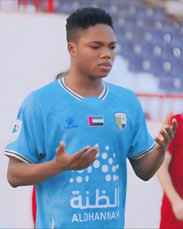 UAE First Division : Ezéchiel Noumonvi offre le titre et la montée à Al-Dhafra