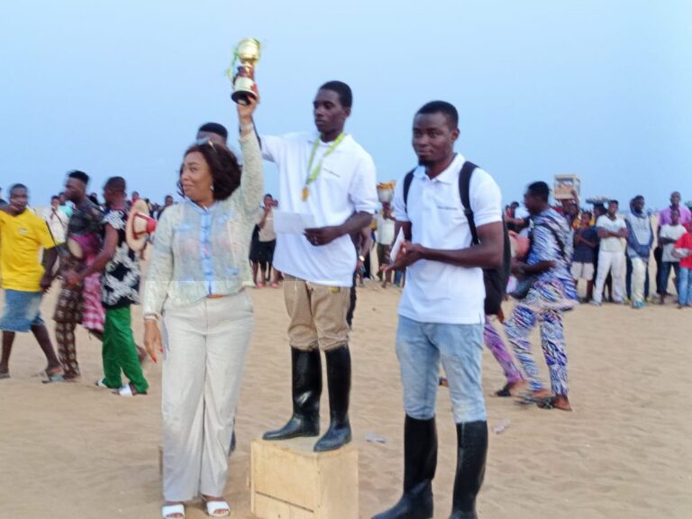Sport Équestre : La 2e édition des » Courses de l’Espoir » électrise la plage de Lomé