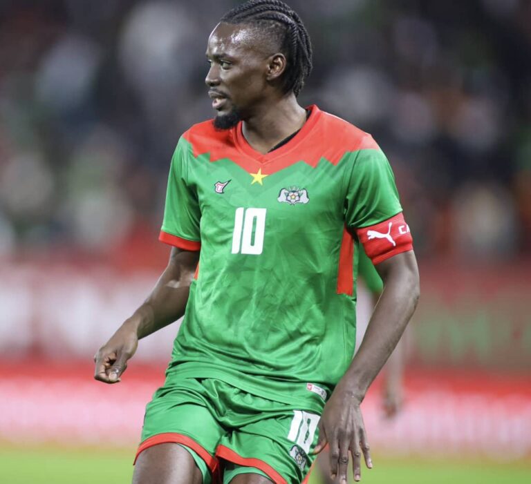 CAN 2025 : Bertrand Traoré s’en prend à l’arbitrage après la défaite contre l’Algérie