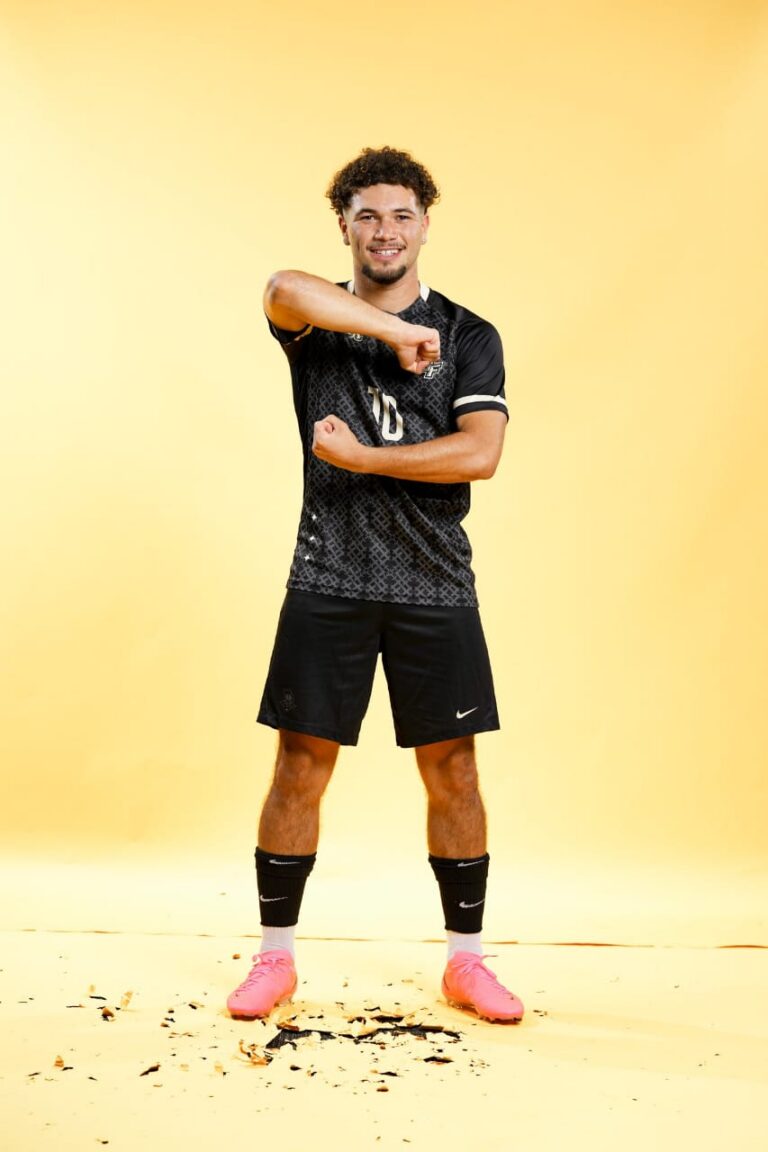 États-Unis : Clarence Awoudor lance sa carrière professionnelle après la déception de la draft