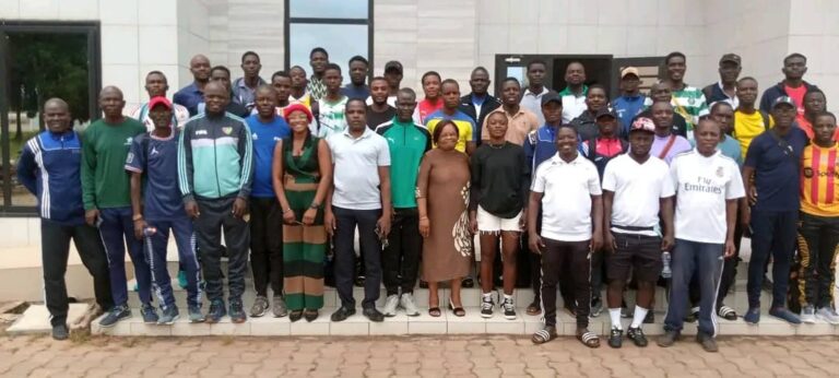 Football/ LRFLG : les acteurs des championnats des jeunes renforcent leurs capacités avant la phase retour